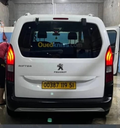 Peugeot Partner 2019 Tepee Allure 