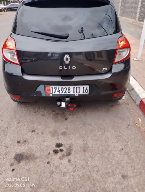Renault Clio 3 2011 Night and Day