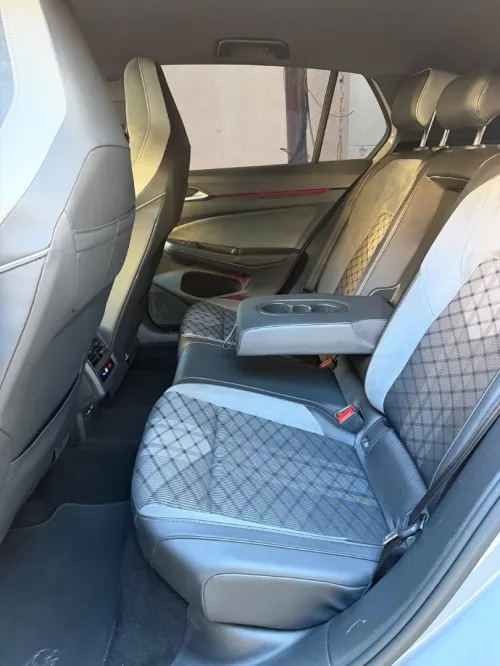 Volkswagen Golf 8 2023 R-Line