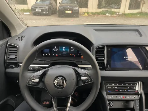 Skoda Karoq 2025 Luxery