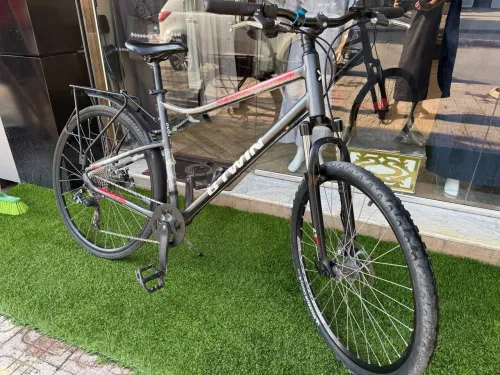  Vélo B'TWIN Riverside 500E xcellent état 