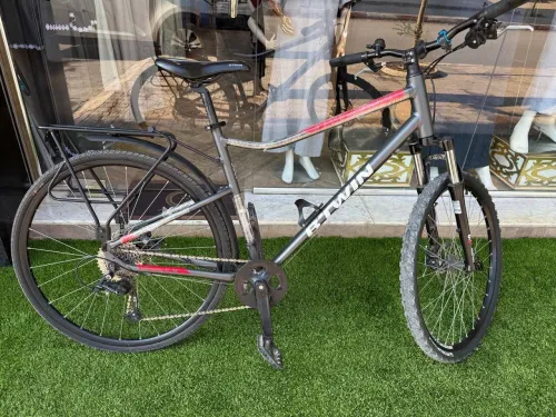  Vélo B'TWIN Riverside 500E xcellent état 
