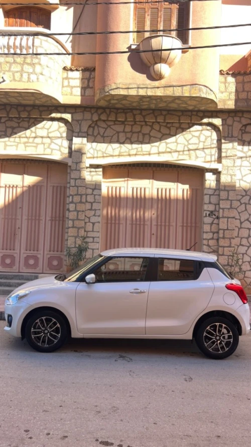 Suzuki Swift 2023 