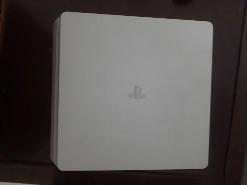 PS4 SLIM FLASHÉ
