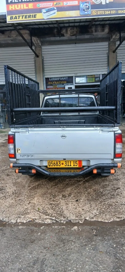 Nissan Pickup 2011 Pickup