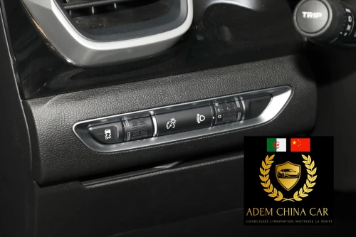 Geely Coolray 2026 Geely Coolray Super Max فتحة سقف + مقعد كهربائي + شاشة °12.3