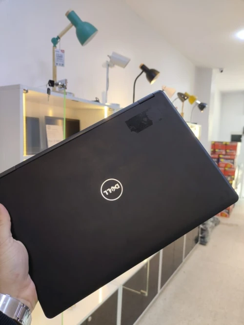 PC PORTABLE VENU D'EUROPE