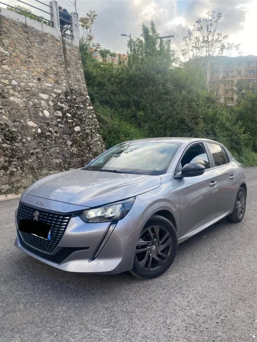Peugeot 208 2022 Active Facelift