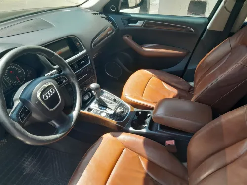 Audi Q5 2011 Off Road