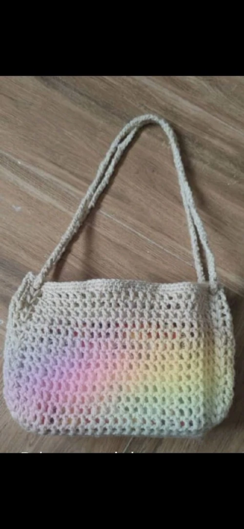 des sac 100%fait main tout les couleir disponibles