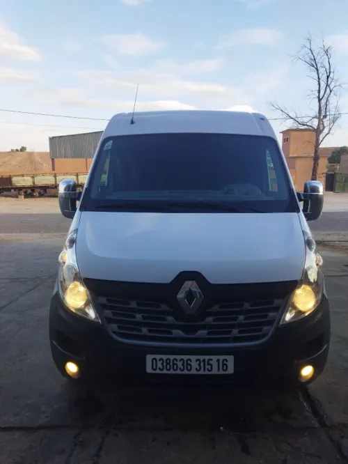Master Renault 2015