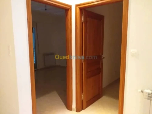 Location Appartement F4 Alger Cheraga