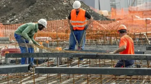 Macon travaux conduite pvc assainissement
