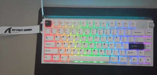 Keyboard ATTACK SHARK R85 used