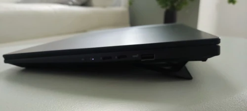 ASUS Zenbook Pro 14 Duo OLED Pantone Validated / i9 13th Gen Intel Core 13900 H/ 32Go / 1To NVMe / RTX 4050 + Intel Iris Xe, Double écran tactile, État neuf