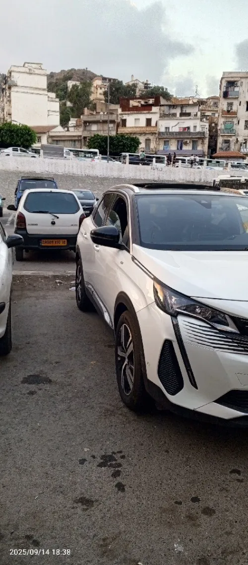 Peugeot 3008 2022 Allure
