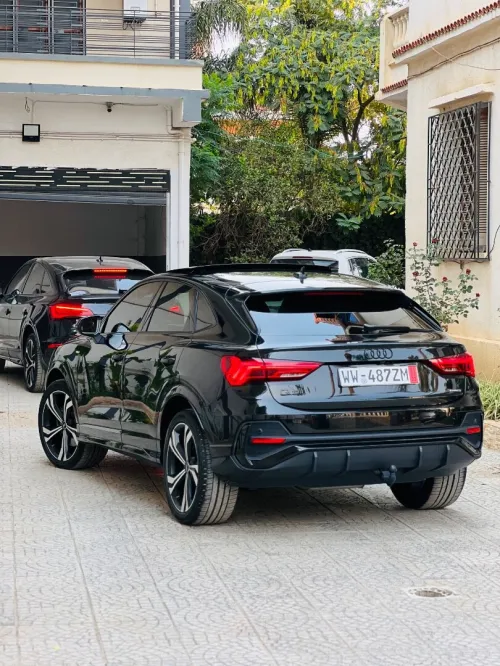 Audi Q3 2024 Full options black black