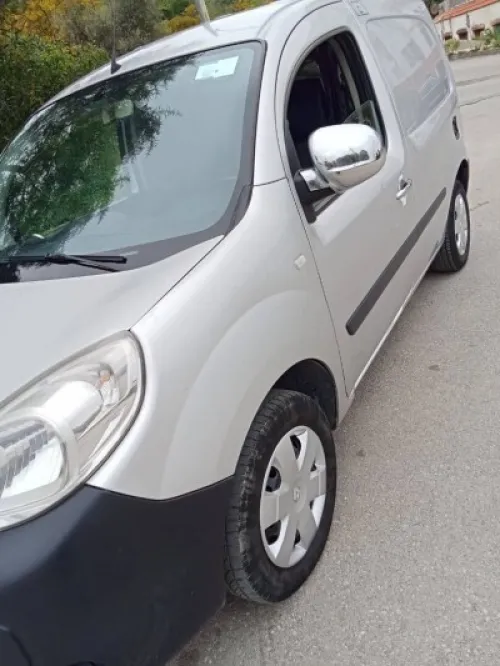 Transport de marchandises et livraison rapide  Kangoo 2014