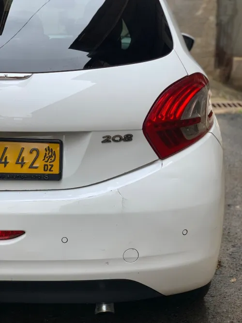 Peugeot 208 2014 Allure