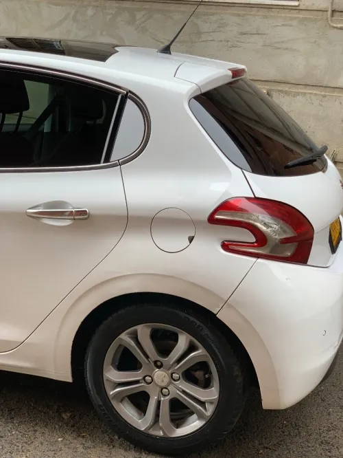 Peugeot 208 2014 Allure