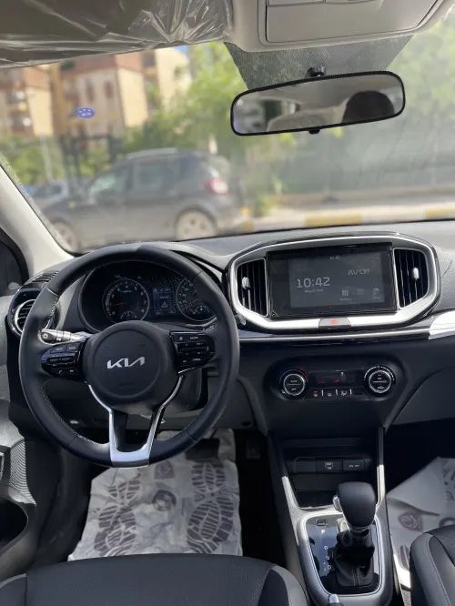 Kia KX1 2025 Kia KX1 Luxury