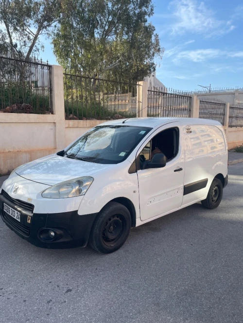 Peugeot Partner 2013 B9