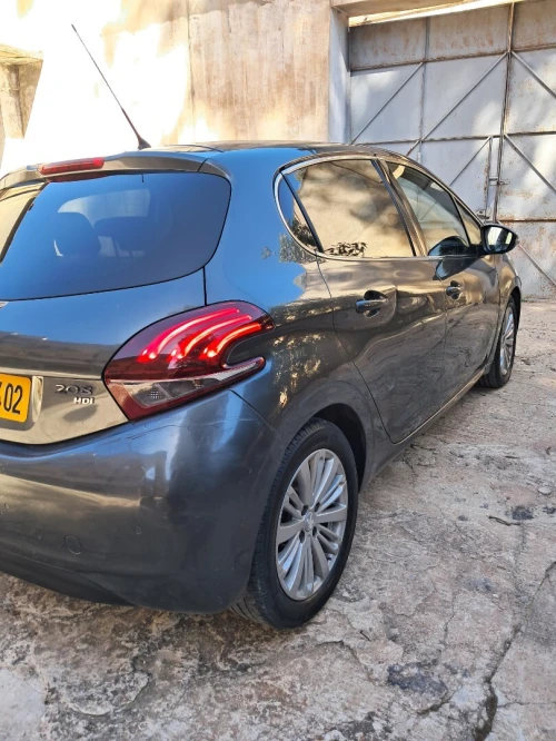 Peugeot 208 2014 Allure