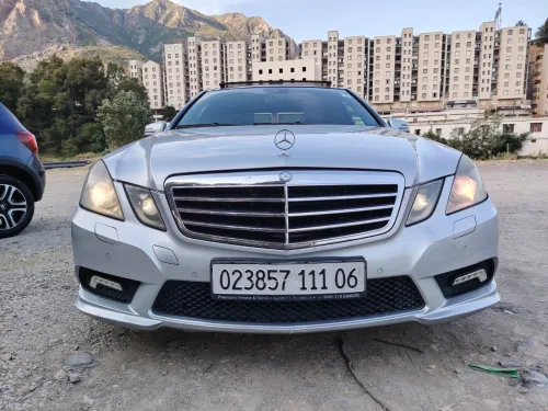 Mercedes Classe E 2011 AVANTGARDE Pack AMG
