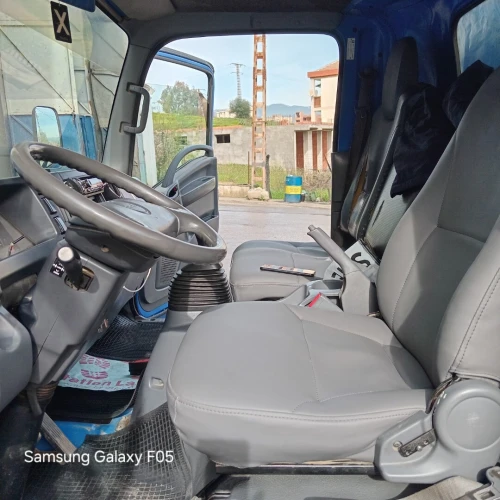 isuzu NPR71 ANSEJ Isuzu 2014
