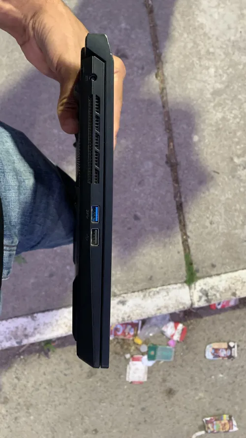 MSI Katana GF66 12UGS  i7-12700H  RTX 3070 Ti 8GB  16GB RAM  SSD NVMe  144Hz