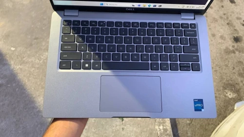DELL Latitude 5440 --- Intel Core i5-1345U / 16Go RAM / 256Go SSD