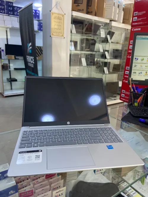 LAPTOP HP15-FD0005DX  I5 -1235U-8G-SSD 512 15.6 TACTIL
