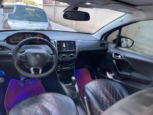 Peugeot 208 2019 Allure Facelift