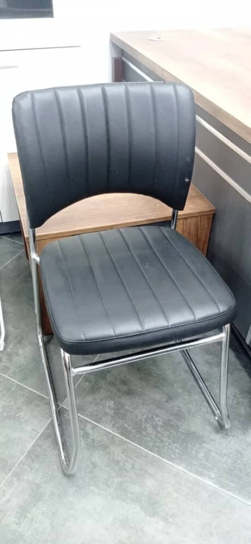 Chaise visiteur