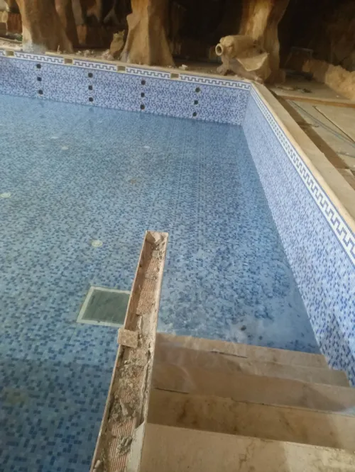  Construction de piscines 