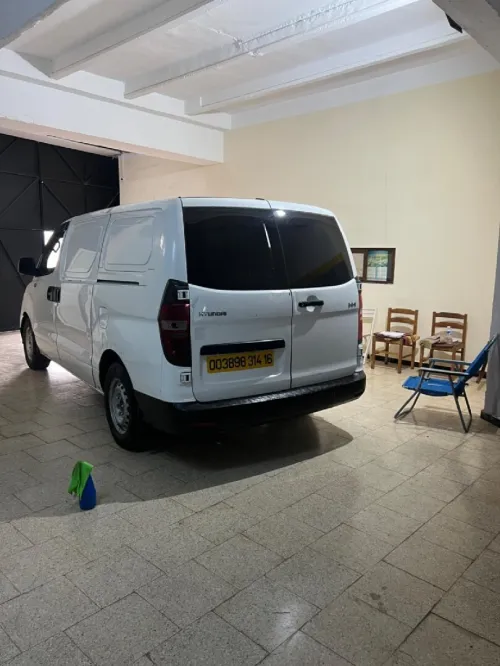 Location fourgon avec chauffeur 