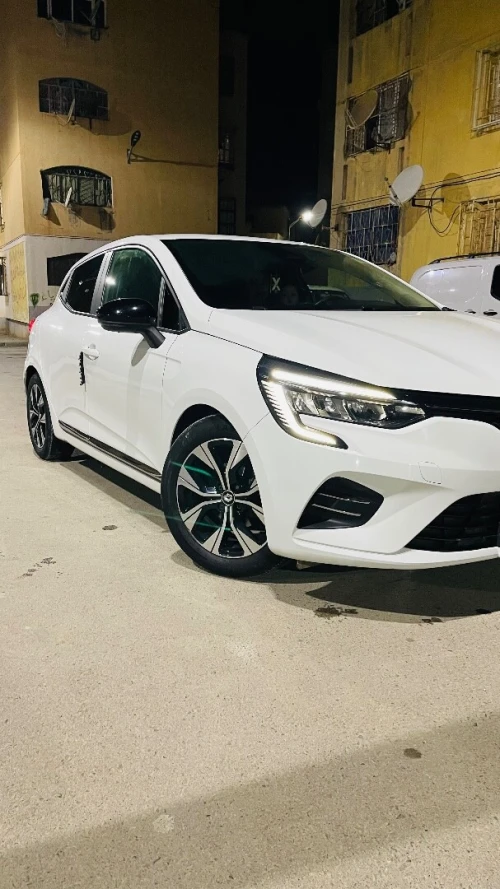 Renault Clio 5  2023 Evolution