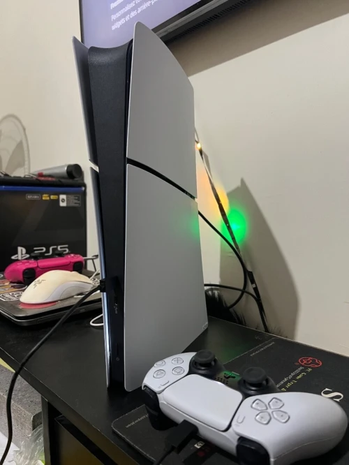 PS5 slim digital edition