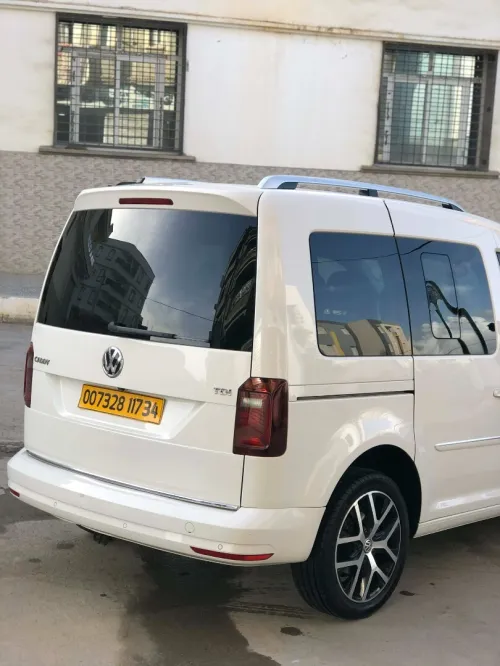 Volkswagen Caddy 2017 Highline
