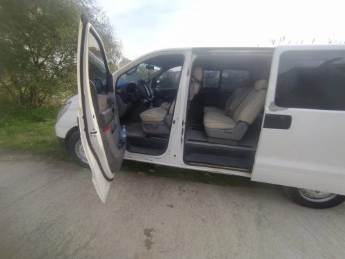 Location van 9place avec chauffeur