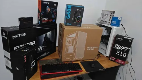 PC GAMER COMPLET +WHITE +RGB +ÉCRAN GAMING 180Hz +i5-14400F+RX 6600XT+les accessoires