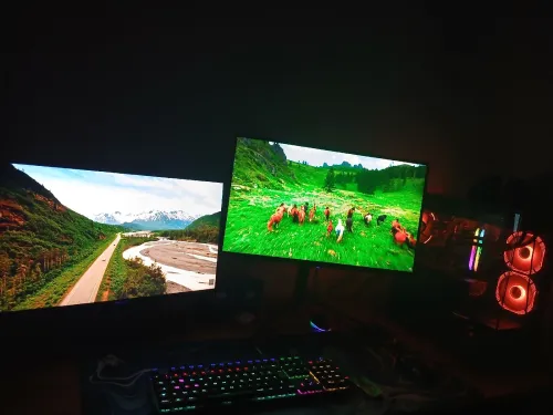 PC GAMER ULTRA puissant  R7 5700X / RTX 5060 Asus / 16GB / NVMe + ecran 180hz fast ips complet