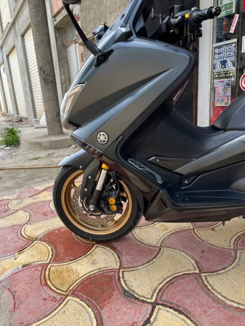 Yamaha Tmax Iron 2 2016