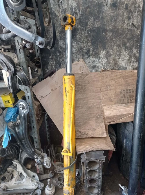 verin engin et clrck plus amortisseur auto