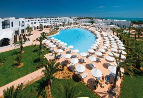 voyage organise djerba juillet aout 2025 