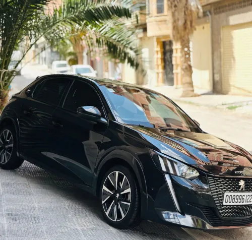 Peugeot 208 2022 Gt