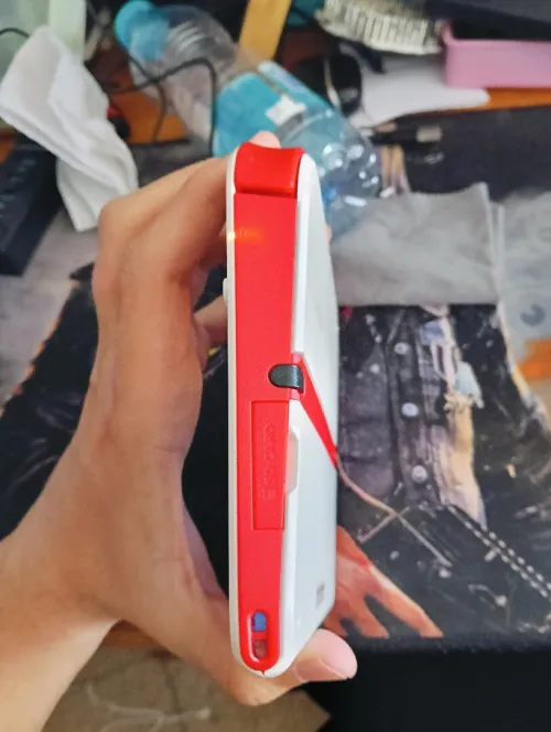 Nintendo 2DS flashé
