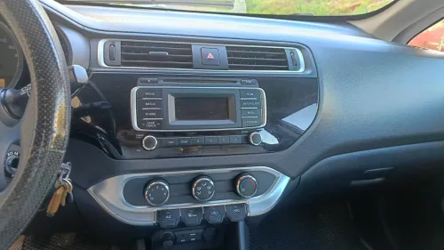 Kia Rio 5 portes 2015 