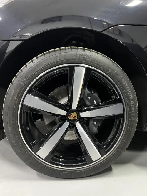 Porsche Macan T 2026 Full carbone