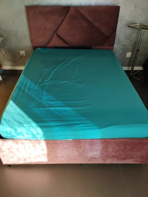 Lit coffret  avec matelas 190x140